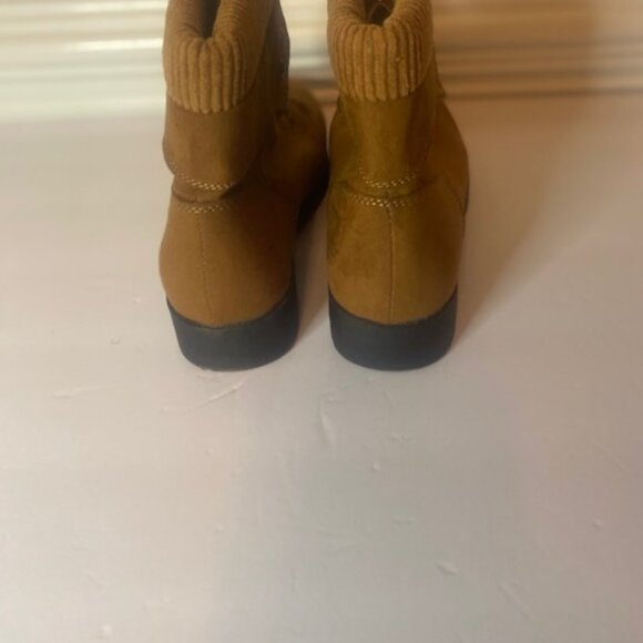 St. John's Bay Yosemite Lace up Brown Boots Women's Size 7.5 M - Picture 5 of 6